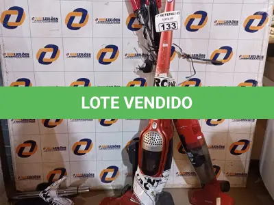 LOTE 133 - 03 ASPIRADORES DE PÓ MARCAS E MODELOS DIVERSOS. (NO ESTADO) ATENÇÃO! FAZER A VISITAÇÃO ANTES DE ARREMATAR, NÃO SABEMOS SE FUNCIONA. LEILÃO NÃO TEM GARANTIA E NEM DEVOLUÇÃO, SUJEITO A POSSÍVEIS AVARIAS VISÍVEIS/OCULTAS E/OU AUSÊNCIA DE COMPONENTES.