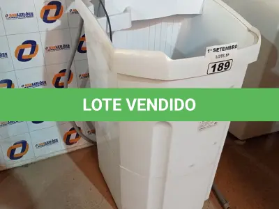 LOTE 189 - 01 LAVADORA 7GK MARCA SUGGAR 220V. (NO ESTADO) ATENÇÃO! FAZER A VISITAÇÃO ANTES DE ARREMATAR, NÃO SABEMOS SE FUNCIONA. LEILÃO NÃO TEM GARANTIA E NEM DEVOLUÇÃO, SUJEITO A POSSÍVEIS AVARIAS VISÍVEIS/OCULTAS E/OU AUSÊNCIA DE COMPONENTES.