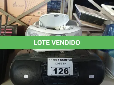 LOTE 126 - 01 DVD PORTÁTIL E 05 APARELHOS DE SOM MARCAS E MODELOS DIVERSOS. (NO ESTADO) ATENÇÃO! FAZER A VISITAÇÃO ANTES DE ARREMATAR, NÃO SABEMOS SE FUNCIONA. LEILÃO NÃO TEM GARANTIA E NEM DEVOLUÇÃO, SUJEITO A POSSÍVEIS AVARIAS VISÍVEIS/OCULTAS E/OU AUSÊNCIA DE COMPONENTES.