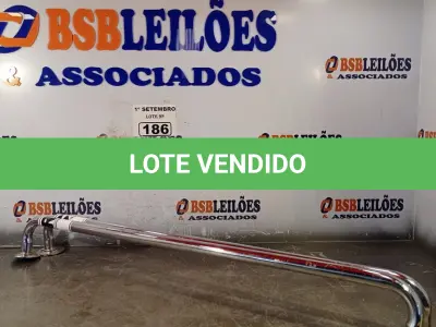 LOTE 186 - 02 BARRAS DE APOIO PARA BANHEIRO. (NO ESTADO) ATENÇÃO! FAZER A VISITAÇÃO ANTES DE ARREMATAR, NÃO SABEMOS SE FUNCIONA. LEILÃO NÃO TEM GARANTIA E NEM DEVOLUÇÃO, SUJEITO A POSSÍVEIS AVARIAS VISÍVEIS/OCULTAS E/OU AUSÊNCIA DE COMPONENTES.