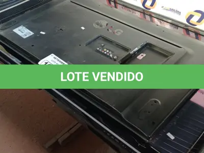 LOTE 195 - 02 TV’S MARCAS E MODELOS DIVERSOS PARA RETIRADA DE PEÇAS. (NO ESTADO) ATENÇÃO! FAZER A VISITAÇÃO ANTES DE ARREMATAR, NÃO SABEMOS SE FUNCIONA. LEILÃO NÃO TEM GARANTIA E NEM DEVOLUÇÃO, SUJEITO A POSSÍVEIS AVARIAS VISÍVEIS/OCULTAS E/OU AUSÊNCIA DE COMPONENTES.