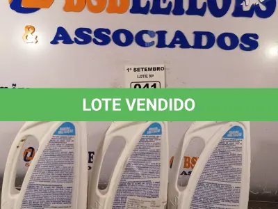 LOTE 041 - 03 LITROS DE HIDRO AZUL SEM COBRE, ALGICIDA MULTI AÇÃO. (NO ESTADO) ATENÇÃO! FAZER A VISITAÇÃO ANTES DE ARREMATAR, NÃO SABEMOS SE FUNCIONA. LEILÃO NÃO TEM GARANTIA E NEM DEVOLUÇÃO, SUJEITO A POSSÍVEIS AVARIAS VISÍVEIS/OCULTAS E/OU AUSÊNCIA DE COMPONENTES.