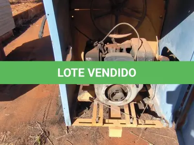 LOTE 075 - 01 BITONEIRA 400 LITROS COM MOTOR A DIESEL (NO ESTADO)