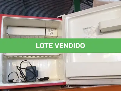 LOTE 148 - 01 FRIGOBAR SAMSUNG RETRO 110V. (NO ESTADO) ATENÇÃO! FAZER A VISITAÇÃO ANTES DE ARREMATAR, NÃO SABEMOS SE FUNCIONA. LEILÃO NÃO TEM GARANTIA E NEM DEVOLUÇÃO, SUJEITO A POSSÍVEIS AVARIAS VISÍVEIS/OCULTAS E/OU AUSÊNCIA DE COMPONENTES.