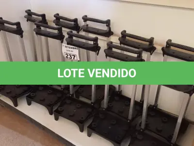 LOTE 237 - 10 CARRINHOS PARA TRANSPORTE DE MOCHILAS. (NO ESTADO) ATENÇÃO! FAZER A VISITAÇÃO ANTES DE ARREMATAR, NÃO SABEMOS SE FUNCIONA. LEILÃO NÃO TEM GARANTIA E NEM DEVOLUÇÃO, SUJEITO A POSSÍVEIS AVARIAS VISÍVEIS/OCULTAS E/OU AUSÊNCIA DE COMPONENTES.