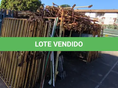 LOTE 067 - 01 LOTE COM GRADES EM FERRO AMARELOS (OBS:SO AS AMARELAS ) (NO ESTADO)