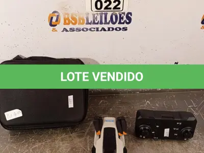 LOTE 022 - 01 DRONE P15. (NO ESTADO) ATENÇÃO! FAZER A VISITAÇÃO ANTES DE ARREMATAR, NÃO SABEMOS SE FUNCIONA. LEILÃO NÃO TEM GARANTIA E NEM DEVOLUÇÃO, SUJEITO A POSSÍVEIS AVARIAS VISÍVEIS/OCULTAS E/OU AUSÊNCIA DE COMPONENTES.