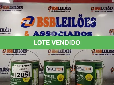 LOTE 205 - 03 GALÕES DE ESMALTE SINTÉTICO QUALITEX 3,6L SENDO 02 NA COR VERDE FOLHA E 01 VERMELHO. (NO ESTADO) ATENÇÃO! FAZER A VISITAÇÃO ANTES DE ARREMATAR, NÃO SABEMOS SE FUNCIONA. LEILÃO NÃO TEM GARANTIA E NEM DEVOLUÇÃO, SUJEITO A POSSÍVEIS AVARIAS VISÍVEIS/OCULTAS E/OU AUSÊNCIA DE COMPONENTES.