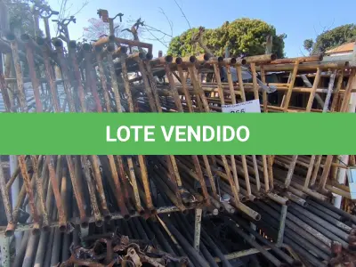LOTE 066 - 01 LOTE COM GRADES EM FERRO AMARELOS (OBS:SO AS AMARELAS ) (NO ESTADO)
