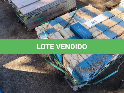 LOTE 095 - 30 CAIXAS DE REVESTIMENTO TRAVERTINO CREMA 20CM X 20CM APROXIMADAMENTE 2,16M² (NO ESTADO)