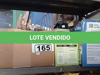 LOTE 165 - 02 FERROS DE PASSAR ROUPAS, VÁRIAS RÉGUAS ELÉTRICAS E SECADORES DE CABELO MARCAS E MODELOS DIVERSOS. (NO ESTADO) ATENÇÃO! FAZER A VISITAÇÃO ANTES DE ARREMATAR, NÃO SABEMOS SE FUNCIONA. LEILÃO NÃO TEM GARANTIA E NEM DEVOLUÇÃO, SUJEITO A POSSÍVEIS AVARIAS VISÍVEIS/OCULTAS E/OU AUSÊNCIA DE COMPONENTES.