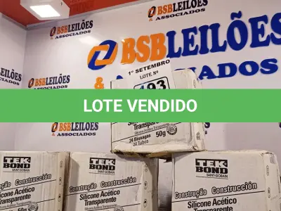 LOTE 193 - 04 CAIXAS COM BISNAGAS DE SILICONE ACÉTICO TRANSPARENTE COM 24 UNIDADES CADA. (NO ESTADO) ATENÇÃO! FAZER A VISITAÇÃO ANTES DE ARREMATAR, NÃO SABEMOS SE FUNCIONA. LEILÃO NÃO TEM GARANTIA E NEM DEVOLUÇÃO, SUJEITO A POSSÍVEIS AVARIAS VISÍVEIS/OCULTAS E/OU AUSÊNCIA DE COMPONENTES.