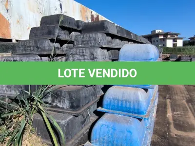 LOTE 068 - 01 LOTE COM CUBAS PLASTICA PARA CONSTRUÇAO (NO ESTADO)