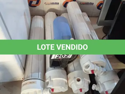 LOTE 202 - 06 FILTROS PARA CAIXA D’AGUA TIPO CAVALETE. (NO ESTADO) ATENÇÃO! FAZER A VISITAÇÃO ANTES DE ARREMATAR, NÃO SABEMOS SE FUNCIONA. LEILÃO NÃO TEM GARANTIA E NEM DEVOLUÇÃO, SUJEITO A POSSÍVEIS AVARIAS VISÍVEIS/OCULTAS E/OU AUSÊNCIA DE COMPONENTES.