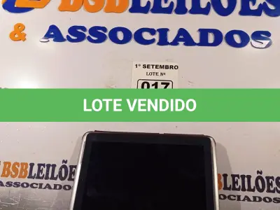 LOTE 017 - 01 TABLET GALAXY NOTE 10.1 SAMSUNG. (NO ESTADO) ATENÇÃO! FAZER A VISITAÇÃO ANTES DE ARREMATAR, NÃO SABEMOS SE FUNCIONA. LEILÃO NÃO TEM GARANTIA E NEM DEVOLUÇÃO, SUJEITO A POSSÍVEIS AVARIAS VISÍVEIS/OCULTAS E/OU AUSÊNCIA DE COMPONENTES.