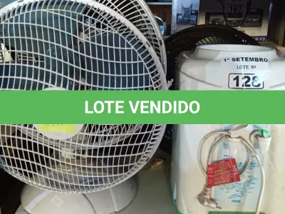 LOTE 128 - 01 BEBEDOURO PARA GARRAFÃO E 03 VENTILADORES MARCAS E MODELOS DIVERSOS. (NO ESTADO) ATENÇÃO! FAZER A VISITAÇÃO ANTES DE ARREMATAR, NÃO SABEMOS SE FUNCIONA. LEILÃO NÃO TEM GARANTIA E NEM DEVOLUÇÃO, SUJEITO A POSSÍVEIS AVARIAS VISÍVEIS/OCULTAS E/OU AUSÊNCIA DE COMPONENTES.