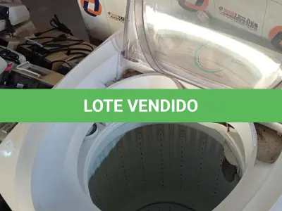 LOTE 197 - 01 MÁQUINA DE LAVAR ROUPAS MARCA ELECTROLUX CAPACIDADE 5.0KG 220V. (NO ESTADO) ATENÇÃO! FAZER A VISITAÇÃO ANTES DE ARREMATAR, NÃO SABEMOS SE FUNCIONA. LEILÃO NÃO TEM GARANTIA E NEM DEVOLUÇÃO, SUJEITO A POSSÍVEIS AVARIAS VISÍVEIS/OCULTAS E/OU AUSÊNCIA DE COMPONENTES.