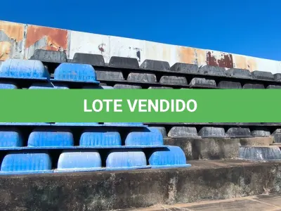 LOTE 068 - 01 LOTE COM CUBAS PLASTICA PARA CONSTRUÇAO (NO ESTADO)