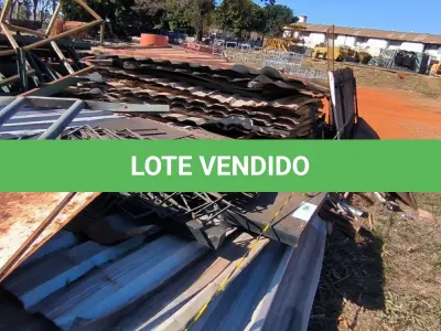 LOTE 104 -  01 LOTE DE SUCATA DE FERRO (OBS:TESOURAS VERDE NÃO INCLUSO) (NO ESTADO)