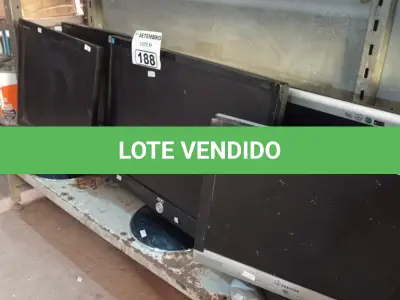 LOTE 188 - 06 MONITORES MARCAS E MODELOS DIVERSOS PARA RETIRADA DE PEÇAS. (NO ESTADO) ATENÇÃO! FAZER A VISITAÇÃO ANTES DE ARREMATAR, NÃO SABEMOS SE FUNCIONA. LEILÃO NÃO TEM GARANTIA E NEM DEVOLUÇÃO, SUJEITO A POSSÍVEIS AVARIAS VISÍVEIS/OCULTAS E/OU AUSÊNCIA DE COMPONENTES.
