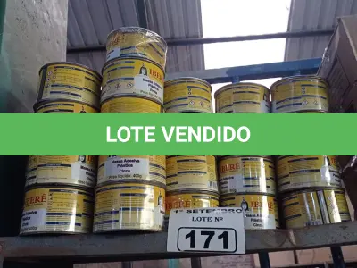 LOTE 171 - 01 LOTE COM VÁRIAS LATAS DE COLA PLÁSTICA IBERÊ. (NO ESTADO) ATENÇÃO! FAZER A VISITAÇÃO ANTES DE ARREMATAR, NÃO SABEMOS SE FUNCIONA. LEILÃO NÃO TEM GARANTIA E NEM DEVOLUÇÃO, SUJEITO A POSSÍVEIS AVARIAS VISÍVEIS/OCULTAS E/OU AUSÊNCIA DE COMPONENTES.