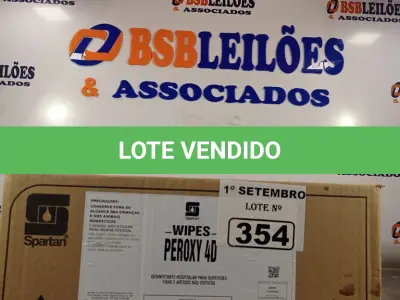 LOTE 354 - 01 CAIXA DE PEROXY 4D, DESINFETANTE HOSPITALAR PARA SUPERFÍCIES FIXAS E ARTIGOS NÃO CRÍTICOS COM 06 POTES CADA. (NO ESTADO) ATENÇÃO! FAZER A VISITAÇÃO ANTES DE ARREMATAR, NÃO SABEMOS SE FUNCIONA. LEILÃO NÃO TEM GARANTIA E NEM DEVOLUÇÃO, SUJEITO A POSSÍVEIS AVARIAS VISÍVEIS/OCULTAS E/OU AUSÊNCIA DE COMPONENTES.
