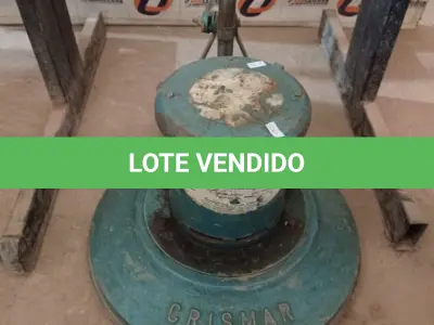 LOTE 479 - 01 ENCERADEIRA CRISMAR. (NO ESTADO) ATENÇÃO! FAZER A VISITAÇÃO ANTES DE ARREMATAR, NÃO SABEMOS SE FUNCIONA. LEILÃO NÃO TEM GARANTIA E NEM DEVOLUÇÃO, SUJEITO A POSSÍVEIS AVARIAS VISÍVEIS/OCULTAS E/OU AUSÊNCIA DE COMPONENTES.