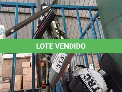 LOTE 314 - 02 ASPIRADORES DE PÓ MARCAS E MODELOS DIVERSOS. (NO ESTADO) ATENÇÃO! FAZER A VISITAÇÃO ANTES DE ARREMATAR, NÃO SABEMOS SE FUNCIONA. LEILÃO NÃO TEM GARANTIA E NEM DEVOLUÇÃO, SUJEITO A POSSÍVEIS AVARIAS VISÍVEIS/OCULTAS E/OU AUSÊNCIA DE COMPONENTES.