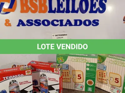 LOTE 372 - 02 BONECOS JOÃO TEIMOSO E 02 JOGOS DESCOBRINDO A MATEMÁTICA. (NO ESTADO) ATENÇÃO! FAZER A VISITAÇÃO ANTES DE ARREMATAR, NÃO SABEMOS SE FUNCIONA. LEILÃO NÃO TEM GARANTIA E NEM DEVOLUÇÃO, SUJEITO A POSSÍVEIS AVARIAS VISÍVEIS/OCULTAS E/OU AUSÊNCIA DE COMPONENTES.