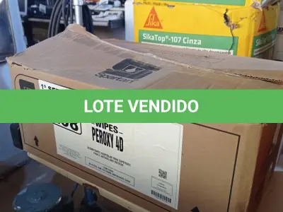 LOTE 298 - 01 CAIXA DE PEROXY 4D, DESINFETANTE HOSPITALAR PARA SUPERFÍCIES FIXAS E ARTIGOS NÃO CRÍTICOS COM 06 POTES CADA. (NO ESTADO) ATENÇÃO! FAZER A VISITAÇÃO ANTES DE ARREMATAR, NÃO SABEMOS SE FUNCIONA. LEILÃO NÃO TEM GARANTIA E NEM DEVOLUÇÃO, SUJEITO A POSSÍVEIS AVARIAS VISÍVEIS/OCULTAS E/OU AUSÊNCIA DE COMPONENTES.