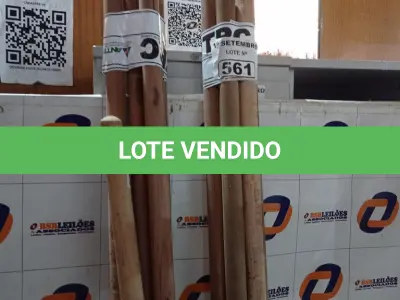 LOTE 561 - 01 LOTE COM VÁRIOS CABOS DE FERRAMENTAS DIVERSOS. (NO ESTADO) ATENÇÃO! FAZER A VISITAÇÃO ANTES DE ARREMATAR, NÃO SABEMOS SE FUNCIONA. LEILÃO NÃO TEM GARANTIA E NEM DEVOLUÇÃO, SUJEITO A POSSÍVEIS AVARIAS VISÍVEIS/OCULTAS E/OU AUSÊNCIA DE COMPONENTES.