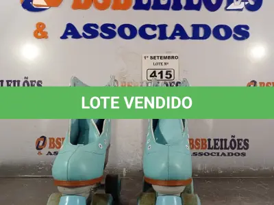LOTE 415 - 01 PAR DE PATINS Nº31-34. (NO ESTADO) ATENÇÃO! FAZER A VISITAÇÃO ANTES DE ARREMATAR, NÃO SABEMOS SE FUNCIONA. LEILÃO NÃO TEM GARANTIA E NEM DEVOLUÇÃO, SUJEITO A POSSÍVEIS AVARIAS VISÍVEIS/OCULTAS E/OU AUSÊNCIA DE COMPONENTES.