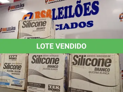 LOTE 313 - 04 CAIXAS COM BISNAGAS DE SILICONE ACÉTICO TRANSPARENTE COM 12 UNIDADES CADA. (NO ESTADO) ATENÇÃO! FAZER A VISITAÇÃO ANTES DE ARREMATAR, NÃO SABEMOS SE FUNCIONA. LEILÃO NÃO TEM GARANTIA E NEM DEVOLUÇÃO, SUJEITO A POSSÍVEIS AVARIAS VISÍVEIS/OCULTAS E/OU AUSÊNCIA DE COMPONENTES.