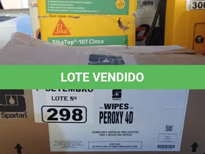 LOTE 298 - 01 CAIXA DE PEROXY 4D, DESINFETANTE HOSPITALAR PARA SUPERFÍCIES FIXAS E ARTIGOS NÃO CRÍTICOS COM 06 POTES CADA. (NO ESTADO) ATENÇÃO! FAZER A VISITAÇÃO ANTES DE ARREMATAR, NÃO SABEMOS SE FUNCIONA. LEILÃO NÃO TEM GARANTIA E NEM DEVOLUÇÃO, SUJEITO A POSSÍVEIS AVARIAS VISÍVEIS/OCULTAS E/OU AUSÊNCIA DE COMPONENTES.