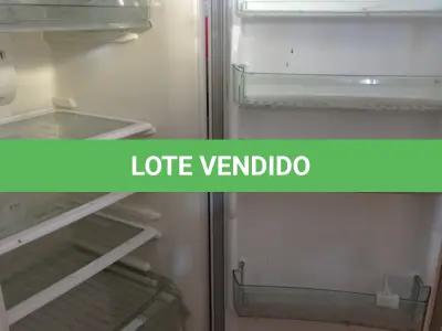 LOTE 514 - 01 GELADEIRA FROST FREE MARCA BRASTEMP 220V. (NO ESTADO) ATENÇÃO! FAZER A VISITAÇÃO ANTES DE ARREMATAR, NÃO SABEMOS SE FUNCIONA. LEILÃO NÃO TEM GARANTIA E NEM DEVOLUÇÃO, SUJEITO A POSSÍVEIS AVARIAS VISÍVEIS/OCULTAS E/OU AUSÊNCIA DE COMPONENTES.