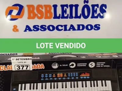 LOTE 377 - 01 TECLADO HS5460A. (NO ESTADO) ATENÇÃO! FAZER A VISITAÇÃO ANTES DE ARREMATAR, NÃO SABEMOS SE FUNCIONA. LEILÃO NÃO TEM GARANTIA E NEM DEVOLUÇÃO, SUJEITO A POSSÍVEIS AVARIAS VISÍVEIS/OCULTAS E/OU AUSÊNCIA DE COMPONENTES.