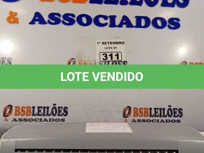LOTE 311 - 01 IMPRESSORA PEMBROOK THERMAL LAMINATOR. (NO ESTADO) ATENÇÃO! FAZER A VISITAÇÃO ANTES DE ARREMATAR, NÃO SABEMOS SE FUNCIONA. LEILÃO NÃO TEM GARANTIA E NEM DEVOLUÇÃO, SUJEITO A POSSÍVEIS AVARIAS VISÍVEIS/OCULTAS E/OU AUSÊNCIA DE COMPONENTES.