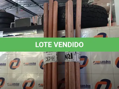 LOTE 329 - 01 LOTE COM VÁRIOS CABOS DE FERRAMENTAS DIVERSOS. (NO ESTADO) ATENÇÃO! FAZER A VISITAÇÃO ANTES DE ARREMATAR, NÃO SABEMOS SE FUNCIONA. LEILÃO NÃO TEM GARANTIA E NEM DEVOLUÇÃO, SUJEITO A POSSÍVEIS AVARIAS VISÍVEIS/OCULTAS E/OU AUSÊNCIA DE COMPONENTES.