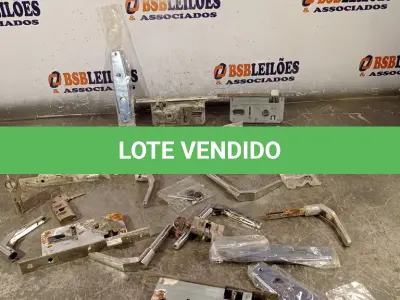 LOTE 489 - 01 LOTE COM VÁRIAS FECHADURAS MARCAS E MODELOS DIVERSOS. (NO ESTADO) ATENÇÃO! FAZER A VISITAÇÃO ANTES DE ARREMATAR, NÃO SABEMOS SE FUNCIONA. LEILÃO NÃO TEM GARANTIA E NEM DEVOLUÇÃO, SUJEITO A POSSÍVEIS AVARIAS VISÍVEIS/OCULTAS E/OU AUSÊNCIA DE COMPONENTES.