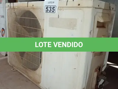 LOTE 535 - 01 CONDENSADORA COM AVARIAS. (NO ESTADO) ATENÇÃO! FAZER A VISITAÇÃO ANTES DE ARREMATAR, NÃO SABEMOS SE FUNCIONA. LEILÃO NÃO TEM GARANTIA E NEM DEVOLUÇÃO, SUJEITO A POSSÍVEIS AVARIAS VISÍVEIS/OCULTAS E/OU AUSÊNCIA DE COMPONENTES.