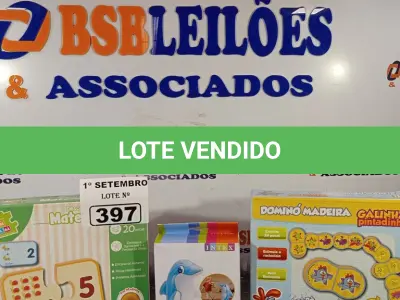 LOTE 397 - 01 BONECO JOÃO TEIMOSO GOLFINHO, 01 JOGO DESCOBRINDO A MATEMÁTICA E 01 DOMINO DA GALINHA PINTADINHA. (NO ESTADO) ATENÇÃO! FAZER A VISITAÇÃO ANTES DE ARREMATAR, NÃO SABEMOS SE FUNCIONA. LEILÃO NÃO TEM GARANTIA E NEM DEVOLUÇÃO, SUJEITO A POSSÍVEIS AVARIAS VISÍVEIS/OCULTAS E/OU AUSÊNCIA DE COMPONENTES.