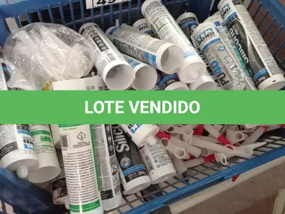 LOTE 494 - 01 LOTE COM VÁRIAS BISNAGAS DE SILICONE DIVERSOS. (NO ESTADO) ATENÇÃO! FAZER A VISITAÇÃO ANTES DE ARREMATAR, NÃO SABEMOS SE FUNCIONA. LEILÃO NÃO TEM GARANTIA E NEM DEVOLUÇÃO, SUJEITO A POSSÍVEIS AVARIAS VISÍVEIS/OCULTAS E/OU AUSÊNCIA DE COMPONENTES.