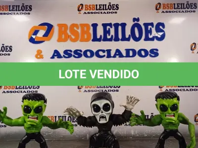 LOTE 433 - 03 BONECOS HORRIPILOIDE. (NO ESTADO) ATENÇÃO! FAZER A VISITAÇÃO ANTES DE ARREMATAR, NÃO SABEMOS SE FUNCIONA. LEILÃO NÃO TEM GARANTIA E NEM DEVOLUÇÃO, SUJEITO A POSSÍVEIS AVARIAS VISÍVEIS/OCULTAS E/OU AUSÊNCIA DE COMPONENTES.