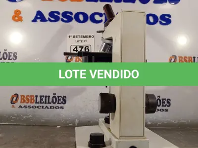 LOTE 476 - 01 MICROSCÓPIO. (NO ESTADO) ATENÇÃO! FAZER A VISITAÇÃO ANTES DE ARREMATAR, NÃO SABEMOS SE FUNCIONA. LEILÃO NÃO TEM GARANTIA E NEM DEVOLUÇÃO, SUJEITO A POSSÍVEIS AVARIAS VISÍVEIS/OCULTAS E/OU AUSÊNCIA DE COMPONENTES.