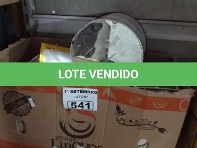 LOTE 541 - 01 LOTE COM VÁRIAS PELÍCULAS, ETIQUETAS ADESIVAS E 01 LIXEIRA. (NO ESTADO) ATENÇÃO! FAZER A VISITAÇÃO ANTES DE ARREMATAR, NÃO SABEMOS SE FUNCIONA. LEILÃO NÃO TEM GARANTIA E NEM DEVOLUÇÃO, SUJEITO A POSSÍVEIS AVARIAS VISÍVEIS/OCULTAS E/OU AUSÊNCIA DE COMPONENTES.