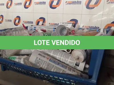 LOTE 364 - 01 LOTE COM VÁRIAS BISNAGAS DE SILICONE DIVERSOS. (NO ESTADO) ATENÇÃO! FAZER A VISITAÇÃO ANTES DE ARREMATAR, NÃO SABEMOS SE FUNCIONA. LEILÃO NÃO TEM GARANTIA E NEM DEVOLUÇÃO, SUJEITO A POSSÍVEIS AVARIAS VISÍVEIS/OCULTAS E/OU AUSÊNCIA DE COMPONENTES.