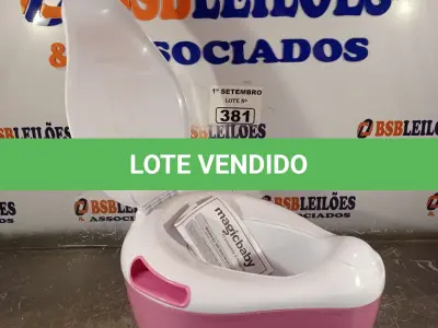 LOTE 381 - 01 TRONINHO MAGIC BABY. (NO ESTADO) ATENÇÃO! FAZER A VISITAÇÃO ANTES DE ARREMATAR, NÃO SABEMOS SE FUNCIONA. LEILÃO NÃO TEM GARANTIA E NEM DEVOLUÇÃO, SUJEITO A POSSÍVEIS AVARIAS VISÍVEIS/OCULTAS E/OU AUSÊNCIA DE COMPONENTES.