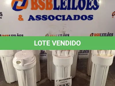 LOTE 285 - 08 FILTROS PARA CAIXA D’AGUA TIPO CAVALETE. (NO ESTADO) ATENÇÃO! FAZER A VISITAÇÃO ANTES DE ARREMATAR, NÃO SABEMOS SE FUNCIONA. LEILÃO NÃO TEM GARANTIA E NEM DEVOLUÇÃO, SUJEITO A POSSÍVEIS AVARIAS VISÍVEIS/OCULTAS E/OU AUSÊNCIA DE COMPONENTES.