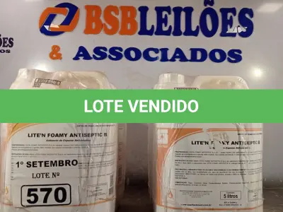 LOTE 570 - 20 LITROS DE SABONETE DE ESPUMA ANTISSÉPTICO. (NO ESTADO) ATENÇÃO! FAZER A VISITAÇÃO ANTES DE ARREMATAR, NÃO SABEMOS SE FUNCIONA. LEILÃO NÃO TEM GARANTIA E NEM DEVOLUÇÃO, SUJEITO A POSSÍVEIS AVARIAS VISÍVEIS/OCULTAS E/OU AUSÊNCIA DE COMPONENTES.
