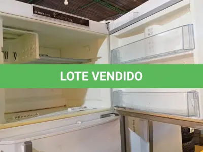 LOTE 273 - 01 GELADEIRA FROST FREE MARCA BOSCH 220V. (NO ESTADO) ATENÇÃO! FAZER A VISITAÇÃO ANTES DE ARREMATAR, NÃO SABEMOS SE FUNCIONA. LEILÃO NÃO TEM GARANTIA E NEM DEVOLUÇÃO, SUJEITO A POSSÍVEIS AVARIAS VISÍVEIS/OCULTAS E/OU AUSÊNCIA DE COMPONENTES.